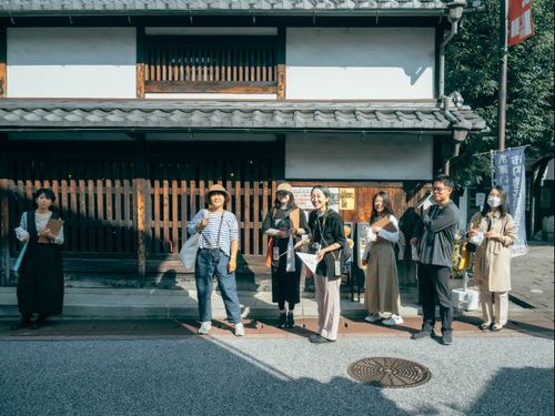 旧市街をまち歩き。歩くことで気付く発見があります
