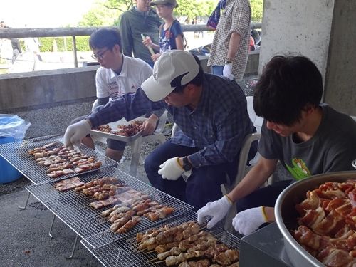 同じ地域に現役の協力隊が暮らしています