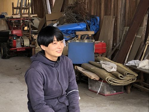 入湯手形製作に携わる、テガタワークス代表・當房こず枝さん