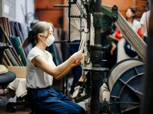倉敷帆布を製造する丸進工業は創業１３５年。倉敷を代表する老舗企業。