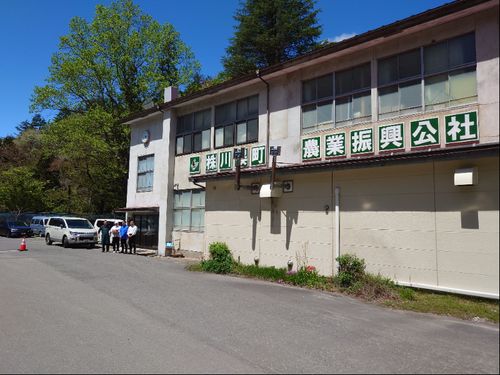 旧校舎を利用した趣のある本社です。