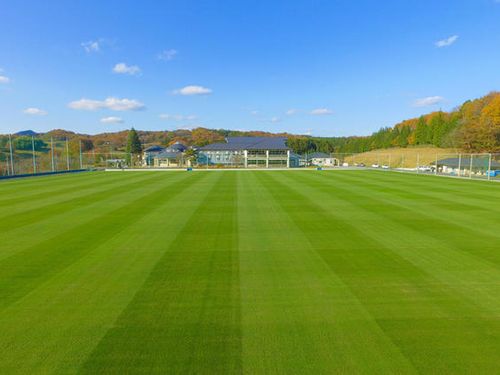 廃校を活用した水戸ホーリーホックのサッカークラブハウス