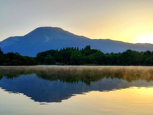 （米原市）朝焼けの伊吹山