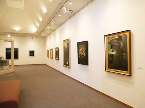鷹山宇一記念美術館（絵画室）