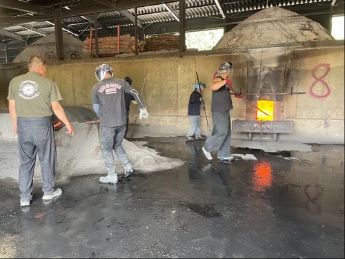 製炭業（土佐備長炭の製造）