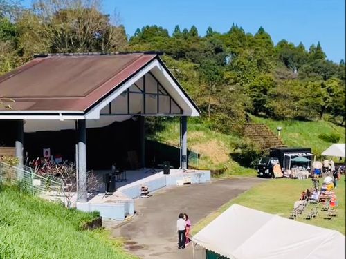 皇子原公園　屋外ステージ