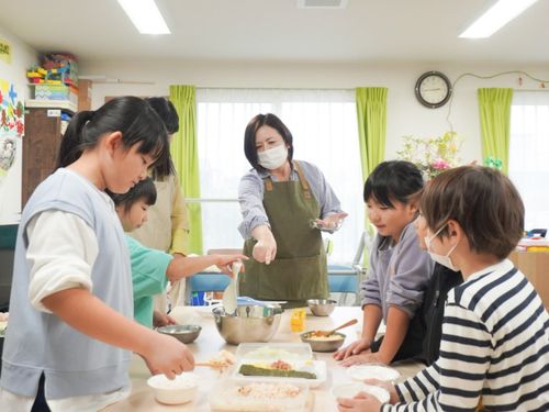 子どもたちとのおにぎりアクション