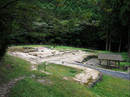 福栄地域の大板山たたら製鉄遺跡は世界遺産に登録されている。