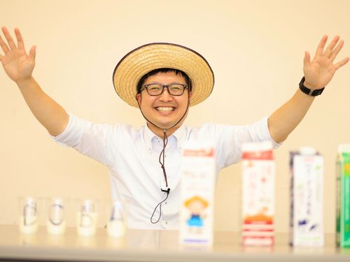 地域おこし協力隊と一緒にYouTubeで情報発信も行う採用担当者。お気軽にお問い合わせください！