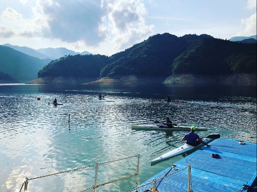 さめうらカヌーアカデミーの練習風景
