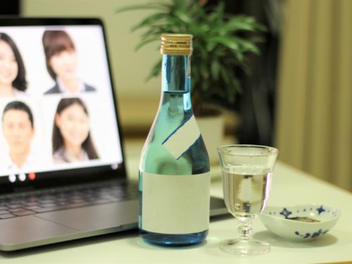 オンラインで開催！軽く飲みながらの参加もOK
