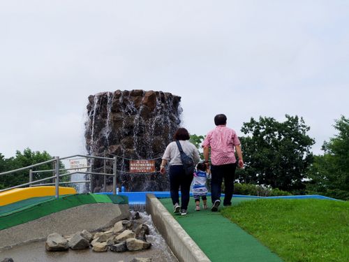 町内には、手入れの行き届いた公園が点在しています