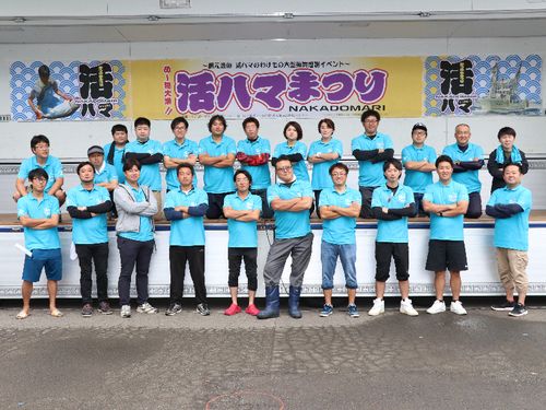 活イカ釣りで有名な「活ハマまつり」は毎年多くの方で賑わいます！