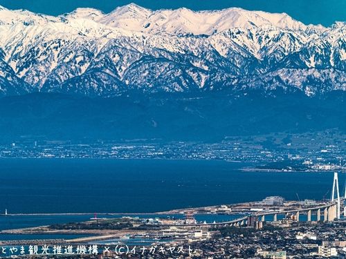 海も山も近く、アウトドア好きには最高の環境です