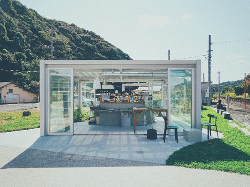 小さなまちのkiosk「agawa」
