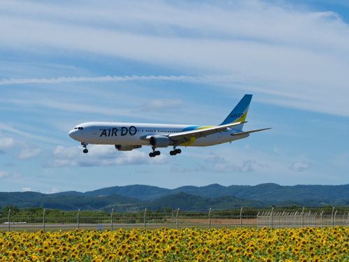 大空町は女満別高校のある町。東京・大阪・名古屋からの直行便もあります。