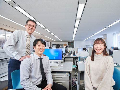 活動拠点は市役所竹野支所。移住後の暮らしの相談にものります！