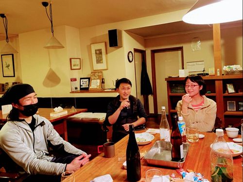移住体験中（左：本人）