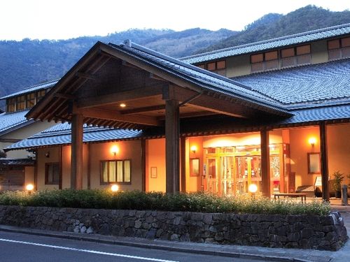 温泉施設「西米良温泉ゆた～と」