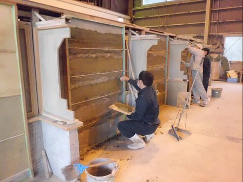 左官塗り作業