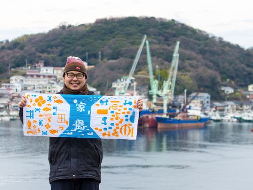 家島手ぬぐいと代表の中西
