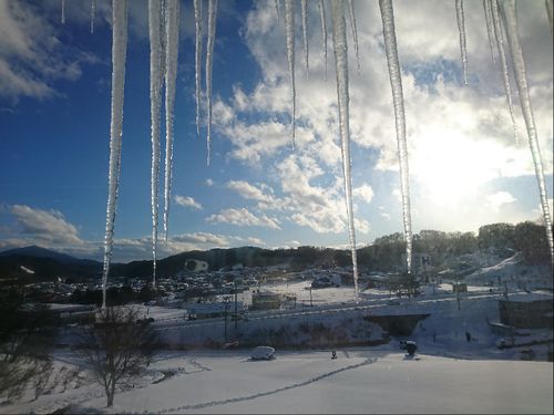 息抜きにとりま散歩。石神の丘美術館からの景色。晴れ方が気持ちいい。