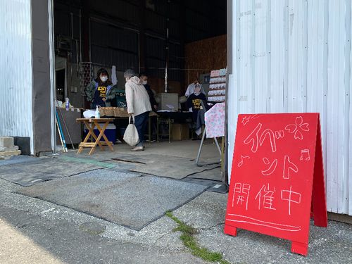 産地直売所・値ごろ市の倉庫でイベントに参加したり。