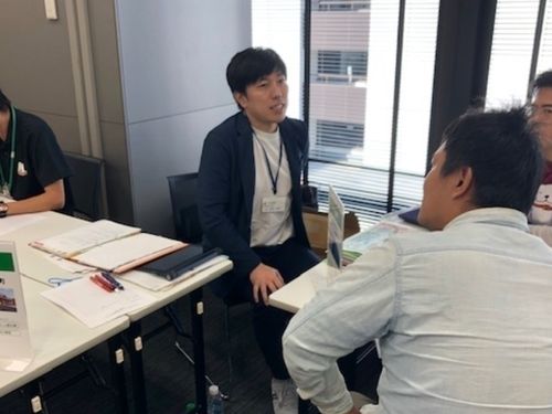 イベントで相談にあたる町職員