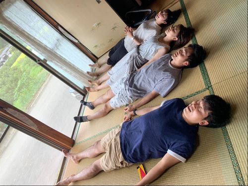 開放感MAX！風通しのいい部屋の畳でお昼寝！