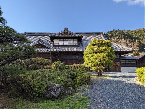 築150年の古民家から新たな地域の魅力が生まれていく瞬間に立ち会うことができます