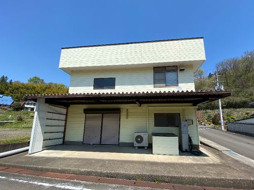 カフェとなる予定の建物。どんなカフェになるのかワクワク！