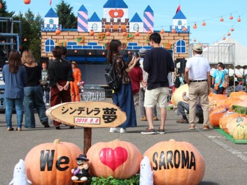 「シンデレラ夢まつり」は毎年大盛況です！