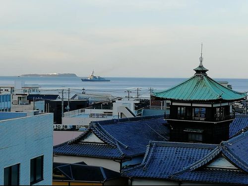 海まですぐ！祭りやイベントはだいたいこの近所で開催されます。