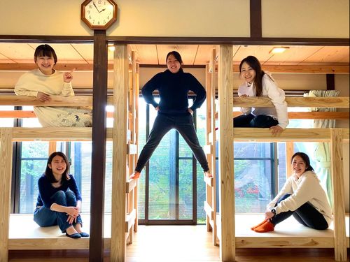 このベッドは、昨年度参加メンバーみんなでつくりました！