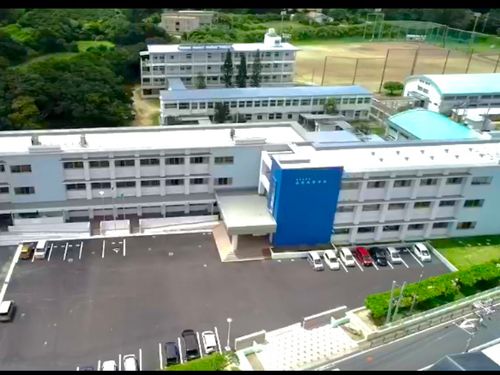 鹿児島県立喜界高等学校校舎