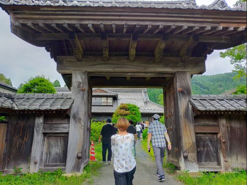 実際に地域に行き、本質的な課題や魅力的な資源の可能性を捉え、事業計画へ。