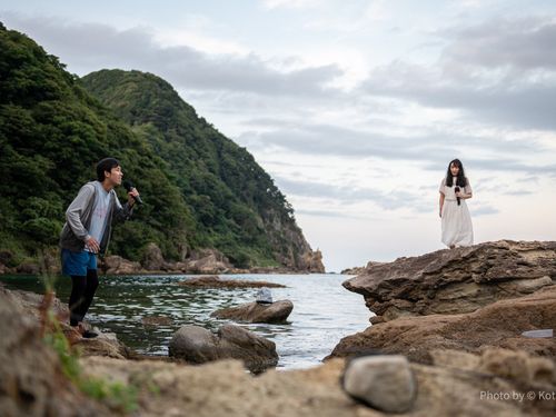 自然の中でのフリンジプログラム（豊岡演劇祭2020）『ザンザカと遊行』 (c)Kota Shima