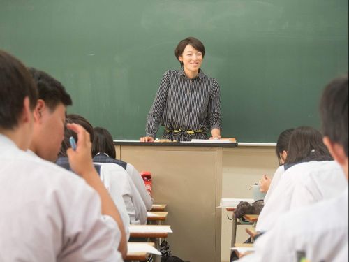 タッグを組んで働く教育コーディネーターの本間さん。教育コーディネーターを採用している自治体はまだ少なく、彼女のコーディネートのもと様々なプロジェクトが現在進行形で動いています。