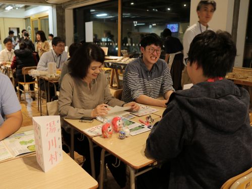 市町村の担当者に詳しい話を聞くことができます（過去のイベントの様子）