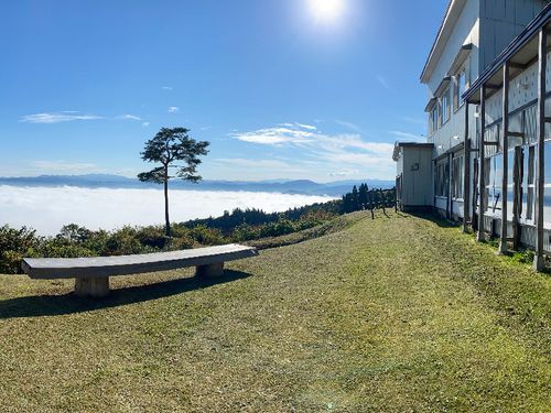 雲海がキレいな別館「みはらし荘」