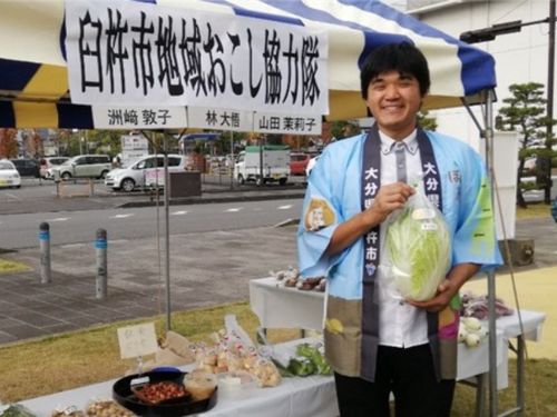 市内外で開催されるイベントでほんまもん農産物をPRする様子