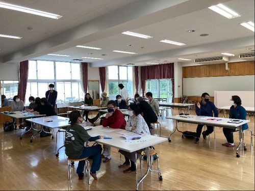 地域の大人たちと一緒に授業運営研修会