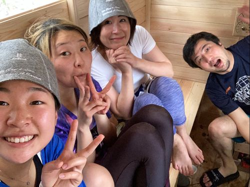 川辺にあるBoxサウナで座談会！