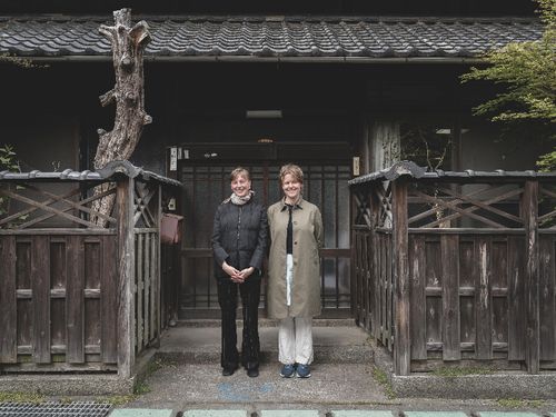 彼らと一緒にリノベーションのプロジェクトを進めたりしています