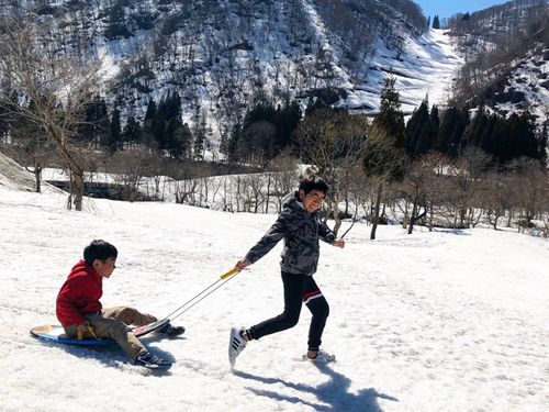 雪国の暮らしは夏も冬もアクティビティでいっぱいです