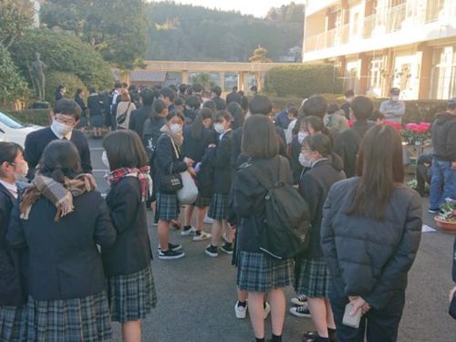 職員みんなで学校行事に参加することも。普通の塾よりも子どもとの「距離」が近いのが特徴です。
