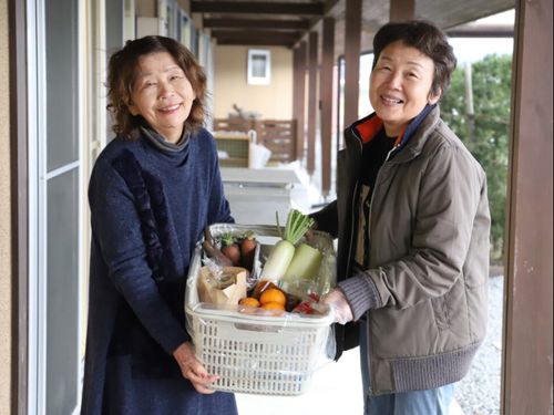 地域のボランティアさんたちの力で成り立つ食支援・アウトリーチの仕組み、「どうぞ便」