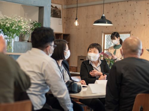 様々な人々と課題の出口を探ります。