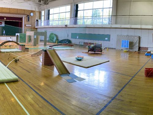 ２階体育館遊具