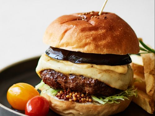ブランド牛を使った人気のバーガー